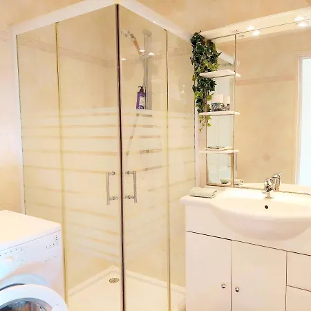 L'atelier 2p Centre Parking Apartment Antibes